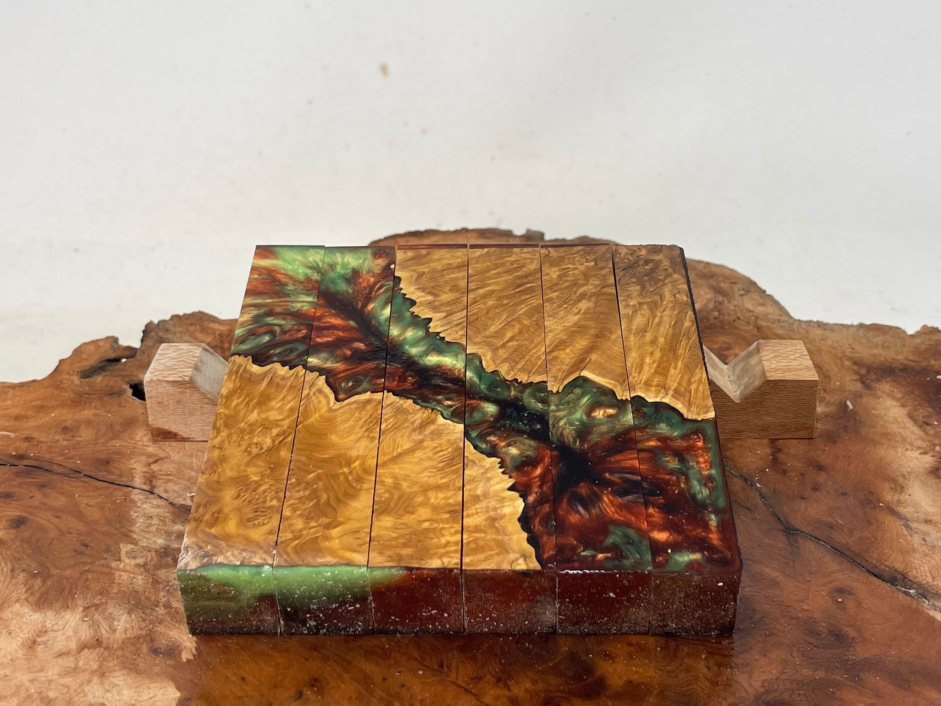 PBBrick-098: Black Rusty Nebula Green Red Brown Malle Burl Hybrid Pen Blank Alumilite Resin Casting - Jakob Janssen Studios